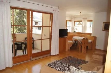 Apartment Goller