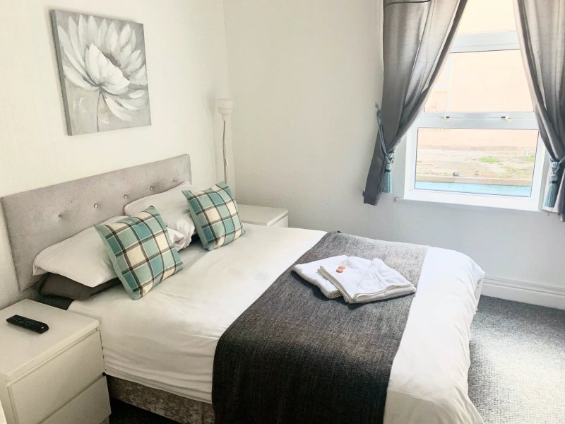 Sandford Hotel