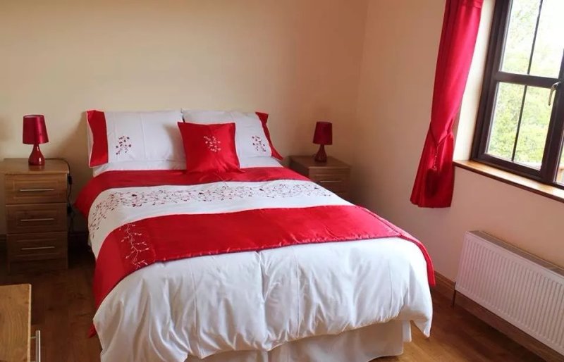Riverbank House B&B