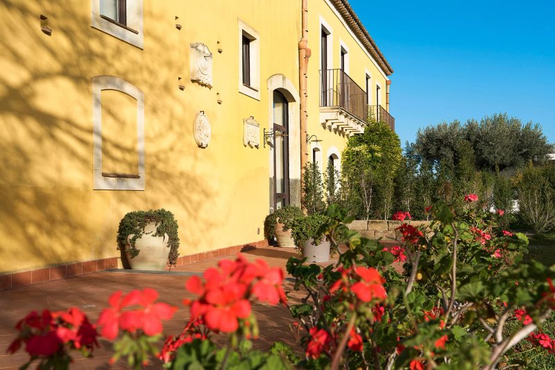 Nèroli Bio Relais