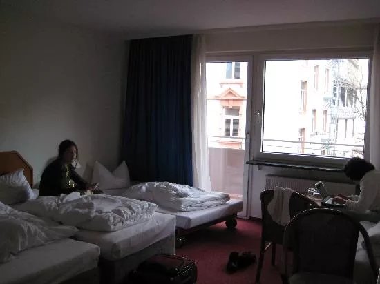 Hotel Everest