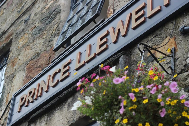 Prince Llewelyn Hotel