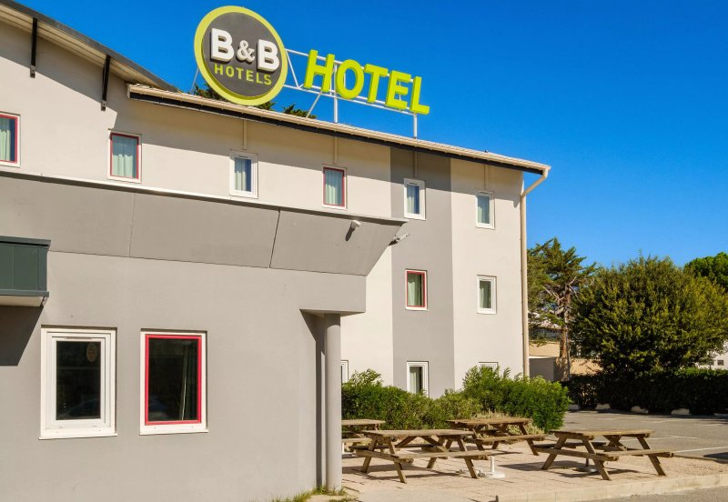 B&B HOTEL Villeneuve-Loubet Plage
