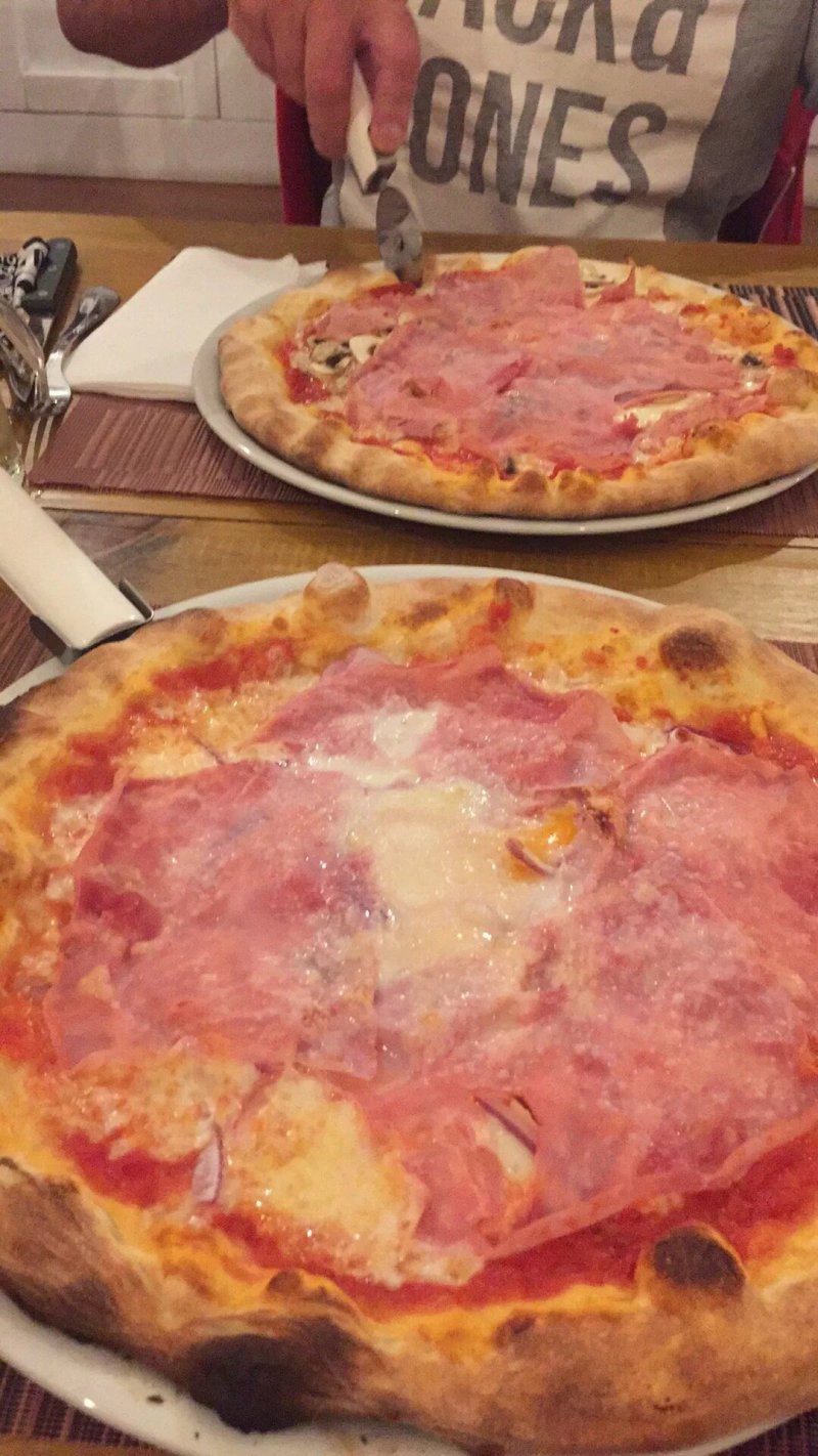 Pizzeria Volare