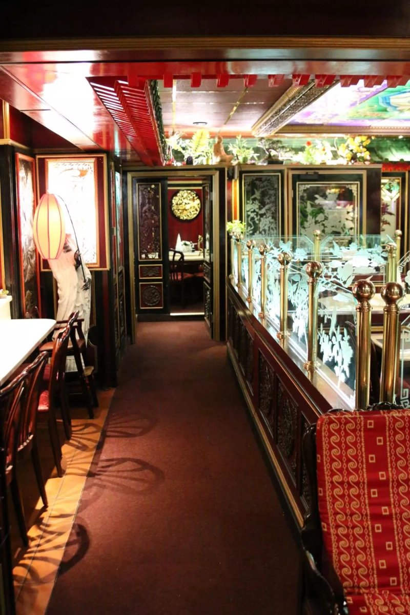 ORCHIDEEN PALAST