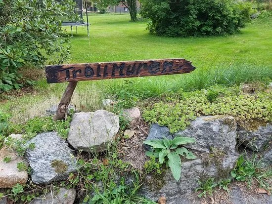 Trollmuren I Tving