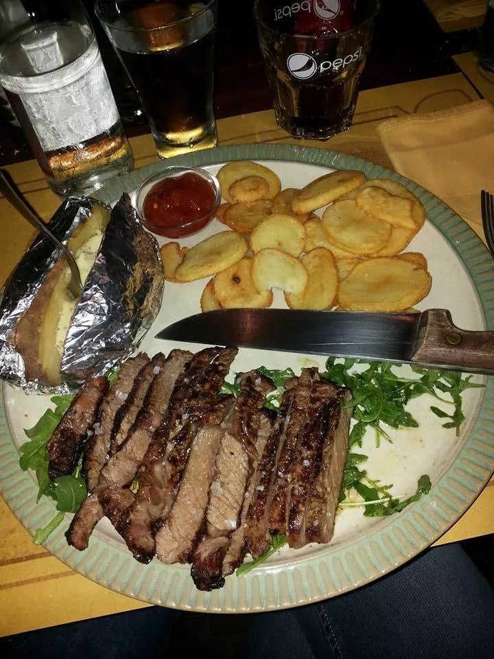 Old West birreria steak house