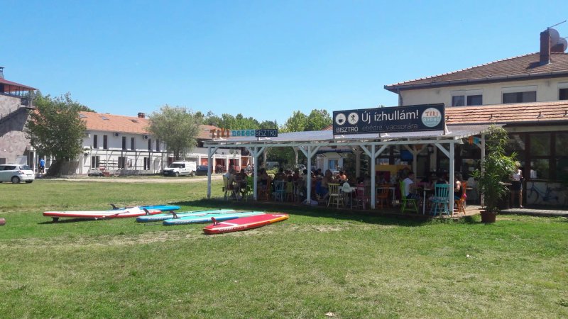 Tiki Beach Bistro