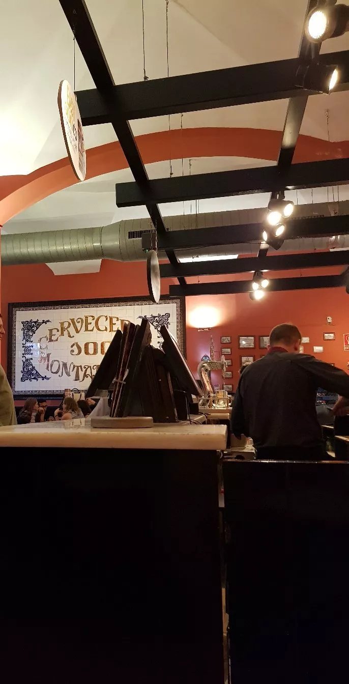 Cerveceria 100 Montaditos