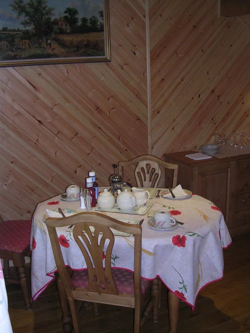 Oaklands Lodge