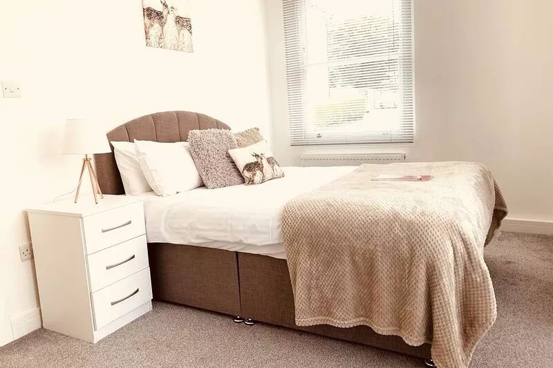 Elthorne Luxury Apartments  EL1
