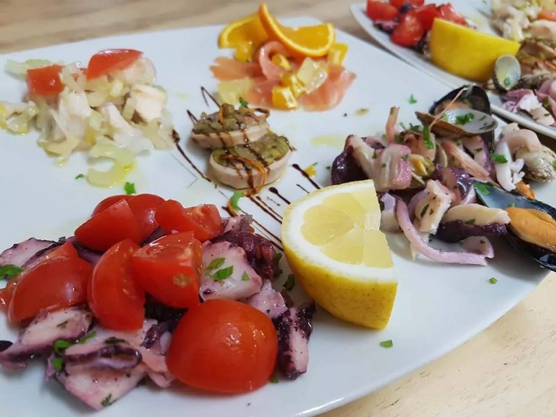 Ristorante Pizzeria - Est Istana