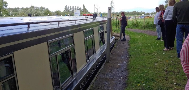 The Countess Of Evesham Restaurant Cruiser