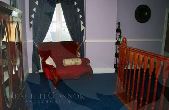 Kilcooly's Country House Hotel