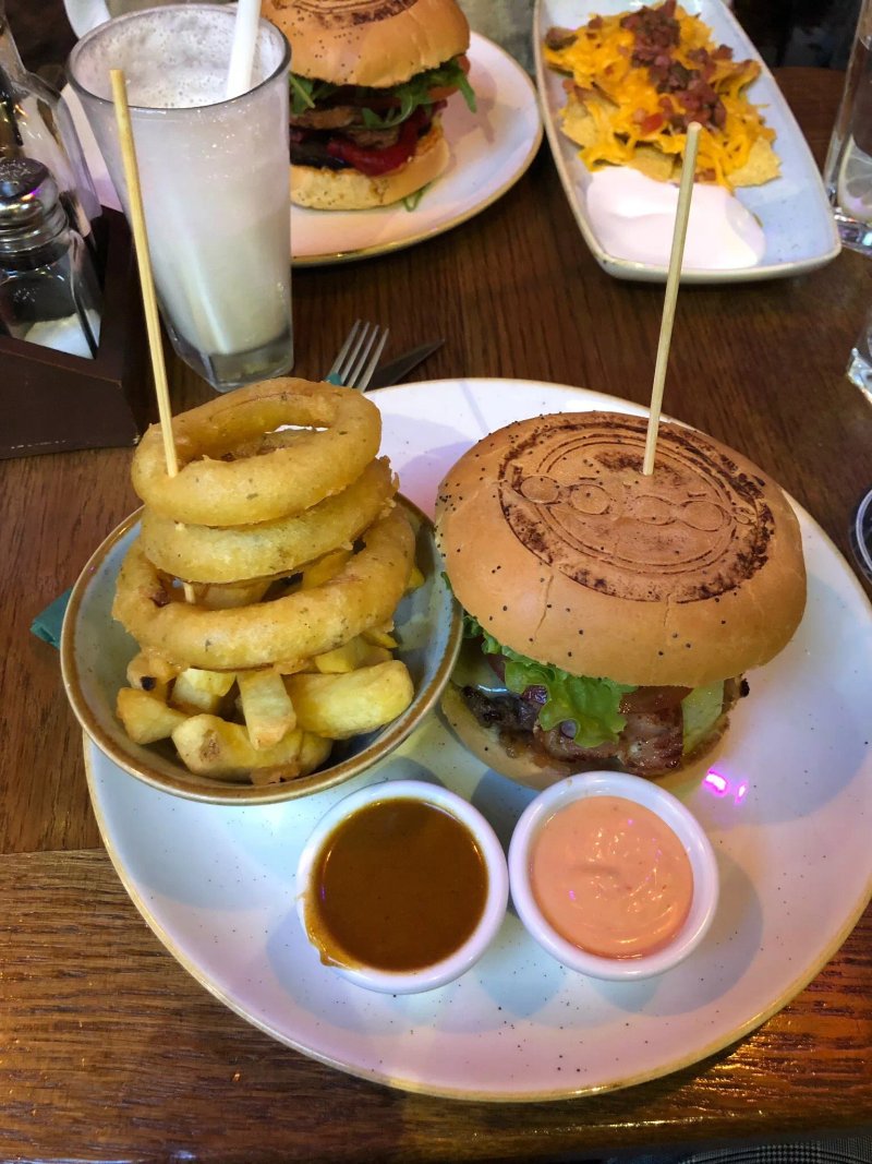 Bobos Burgers Restaurant