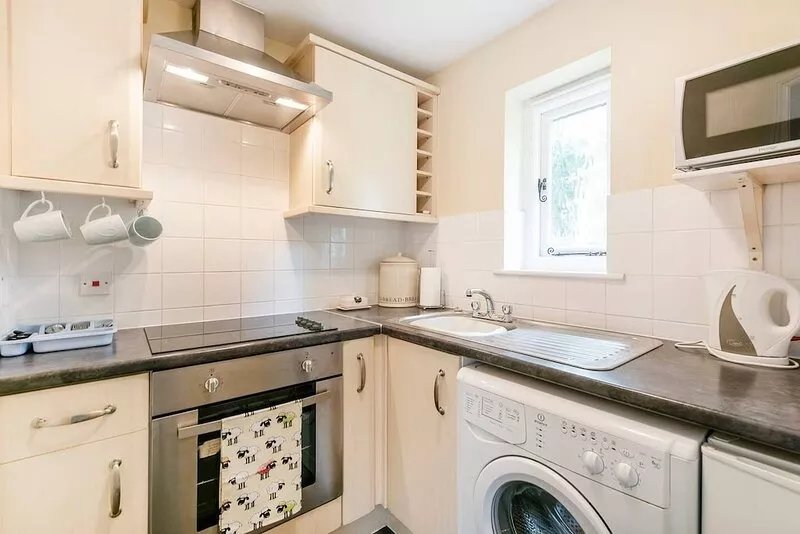 Highfield Lodge in Tring situated near beautiful woodland and field walks