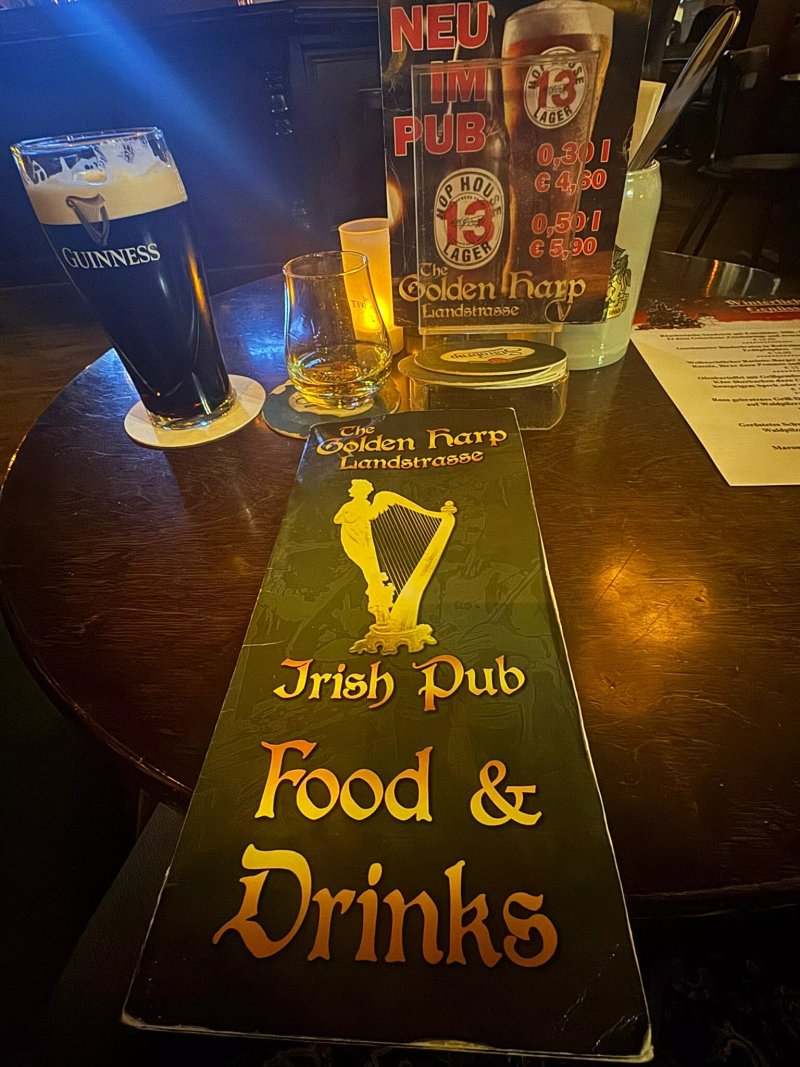 The Golden Harp Irish Pub