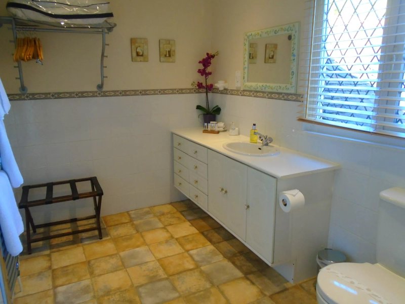 Trumbles - Gatwick B&b