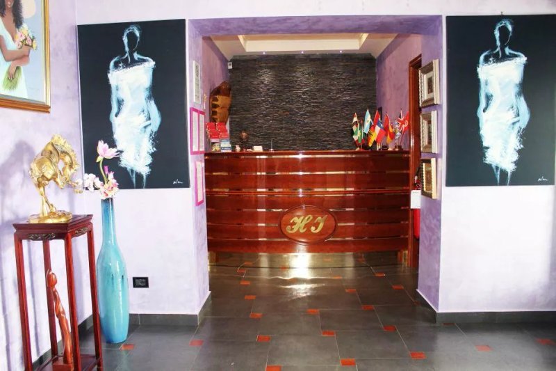 Hotel Hilary