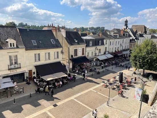 Place Michel Debre