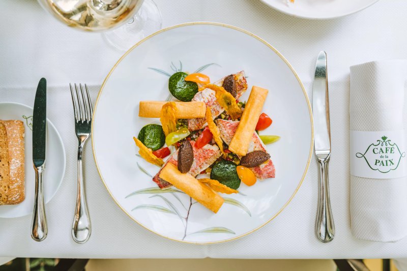 Cafe De La Paix