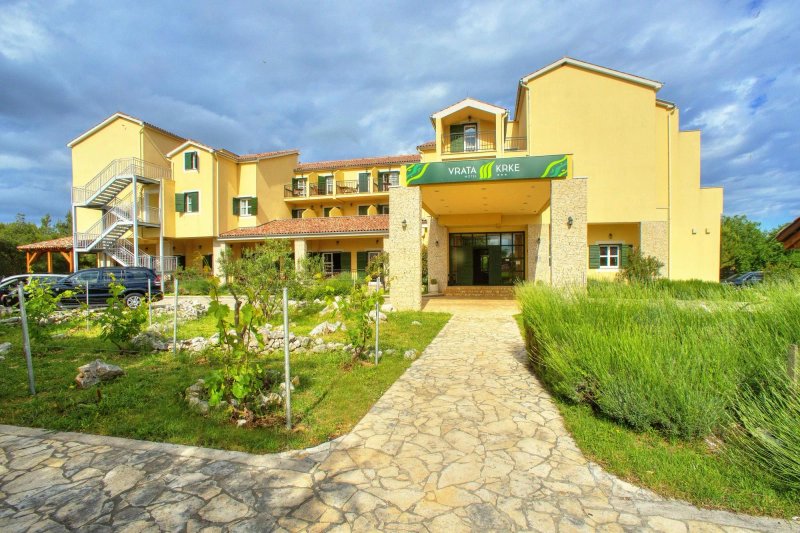 Vrata Krke Hotel