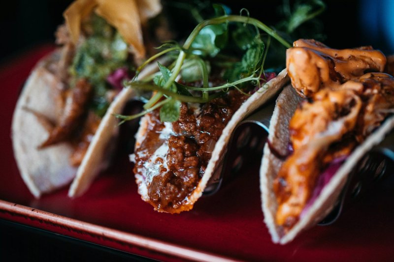 GUNPOWDER Bar & Grill
