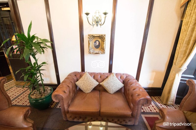 Parliament House Hotel