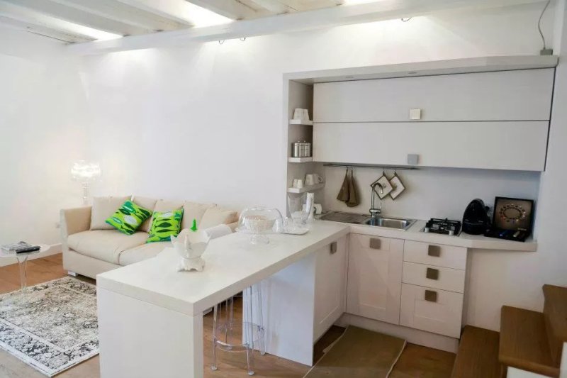Suite Home Trani B&B