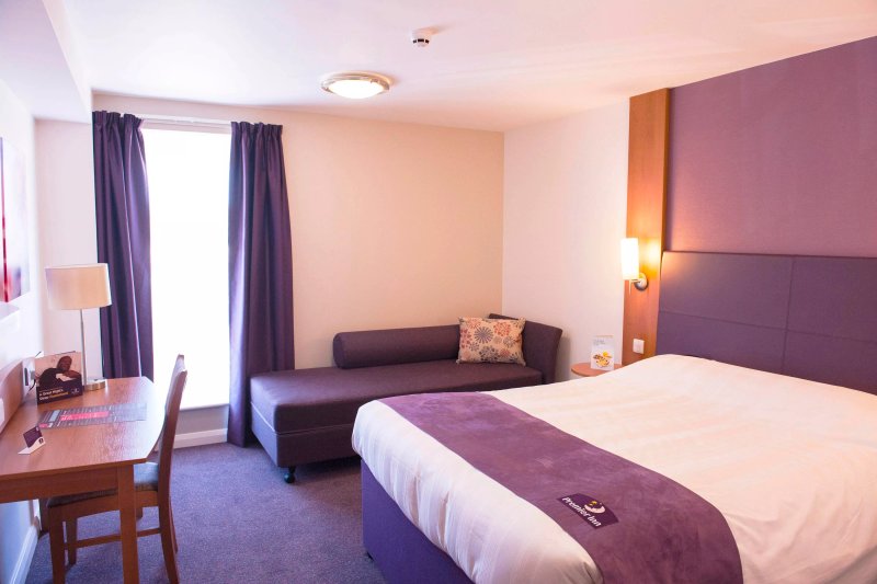 Premier Inn Cannock Orbital Hotel