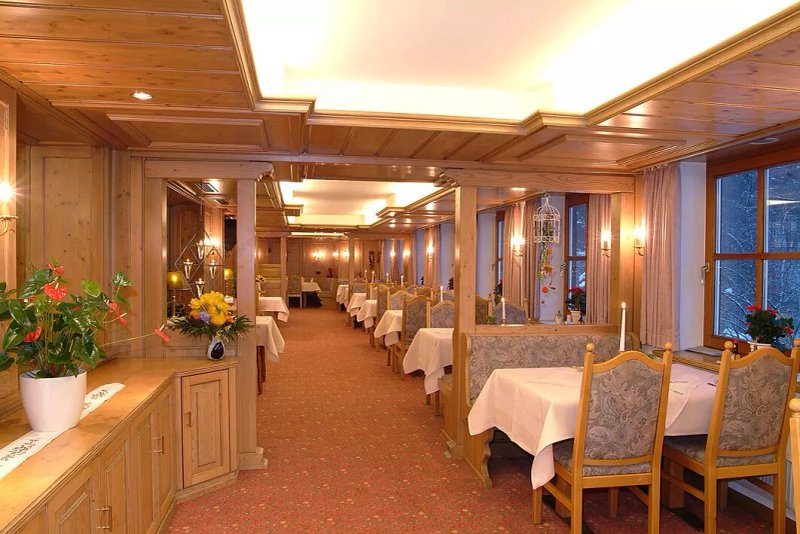 Hotel & Gasthof Hubertushöhe In Schmallenberg