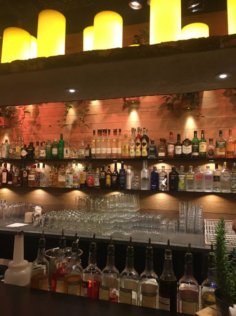 HANS IM GLUECK Burgergrill & Bar