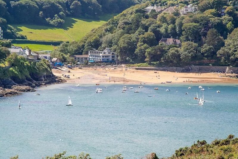 "Plympton Barn" Beautiful Barn, Walking Distance To Beaches + Salcombe