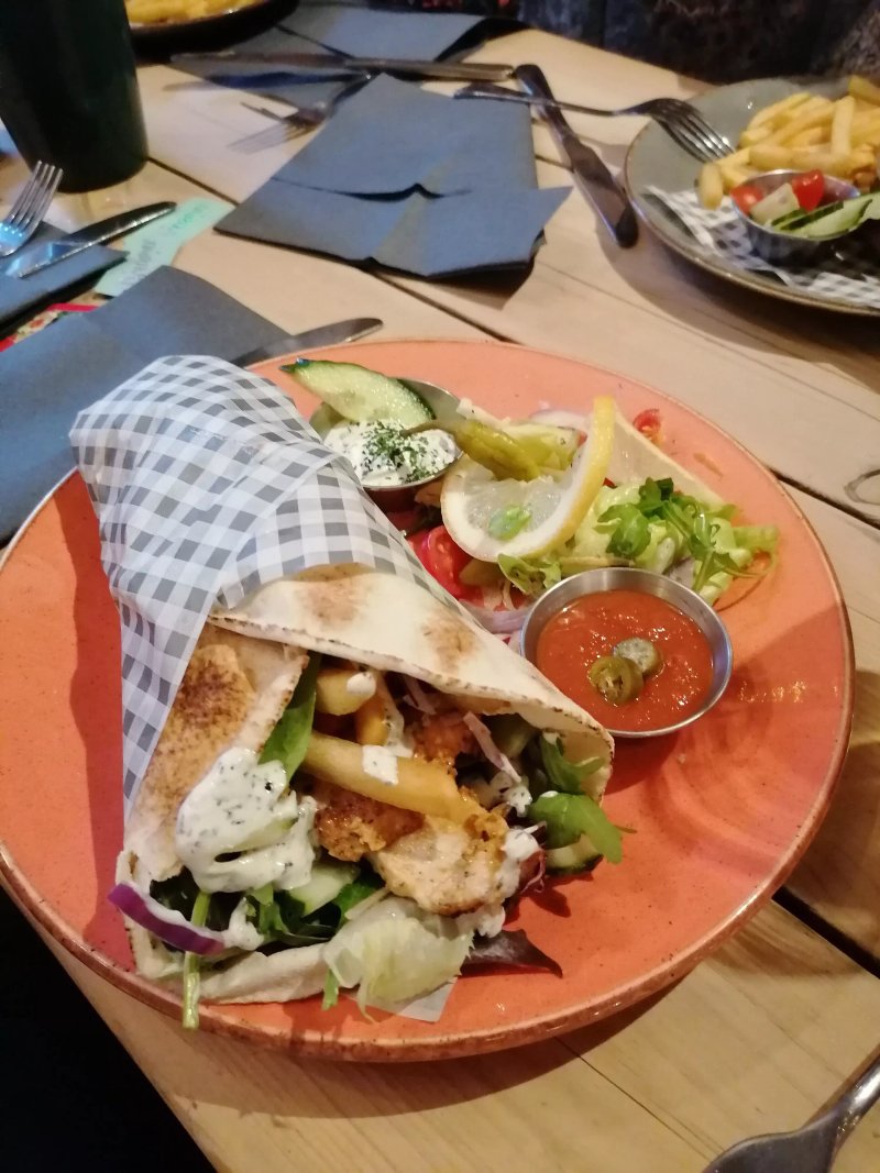 Oscar's Wine Bar & Bistro