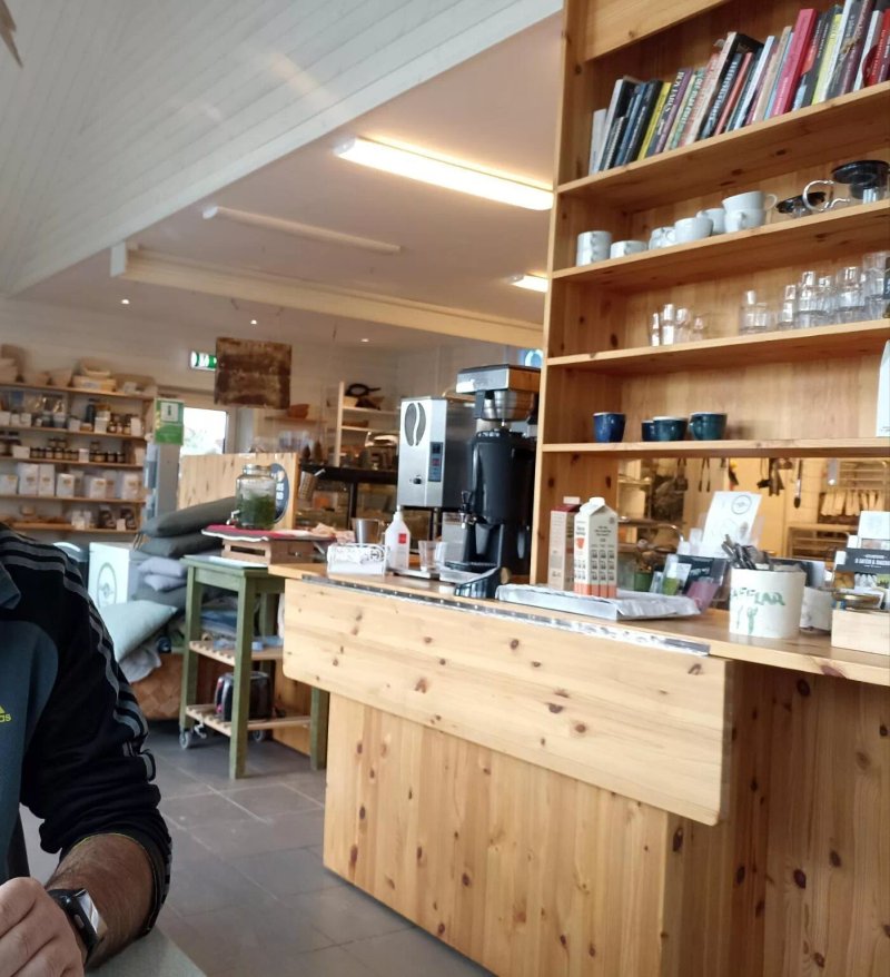 Lottas Bak & Form, Surdegsbageri och Kafe