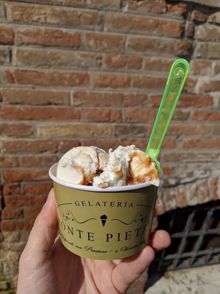 Gelateria Ponte Pietra
