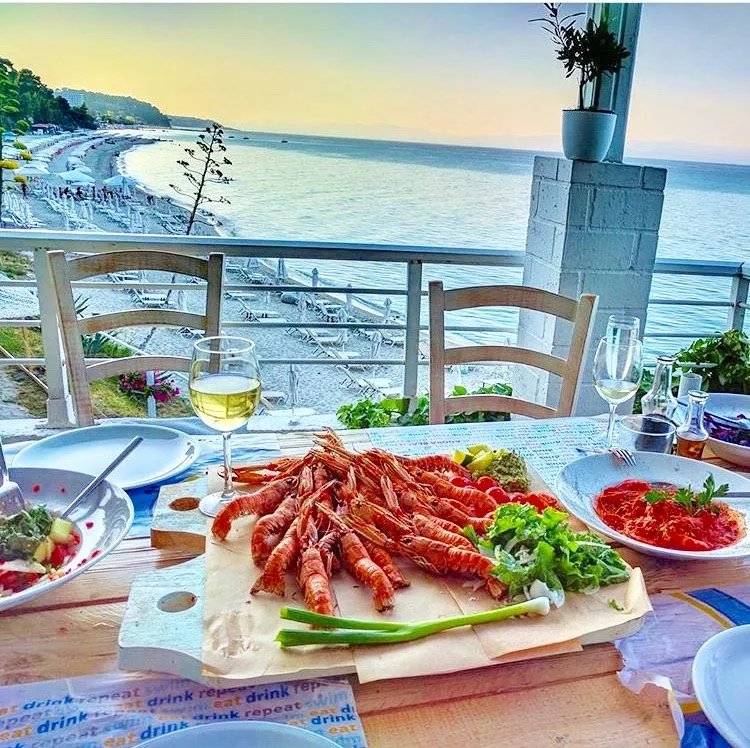 Agora Beach - Greek Kouzina & Beach Bar