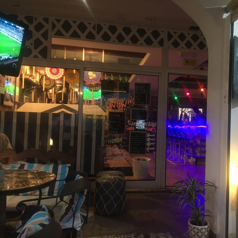 A Galeria Lounge & Portuguese Tapas Bar