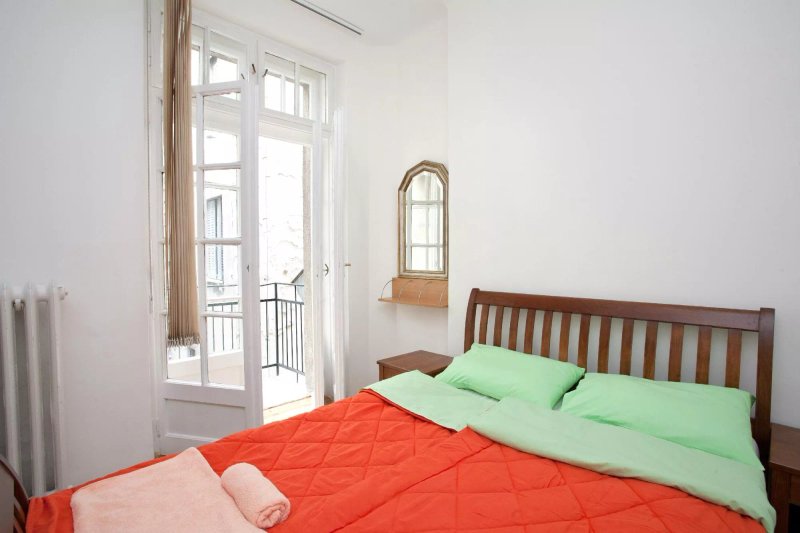 Metropolis Hostel