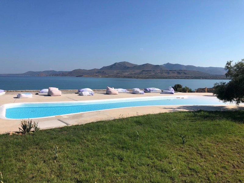 Eight Dimensions Capari Suites Elafonisos