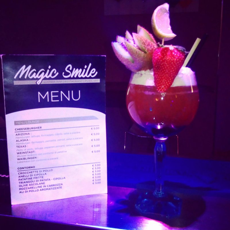 Magic Smile Lounge Bar Restaurant Pizza Art