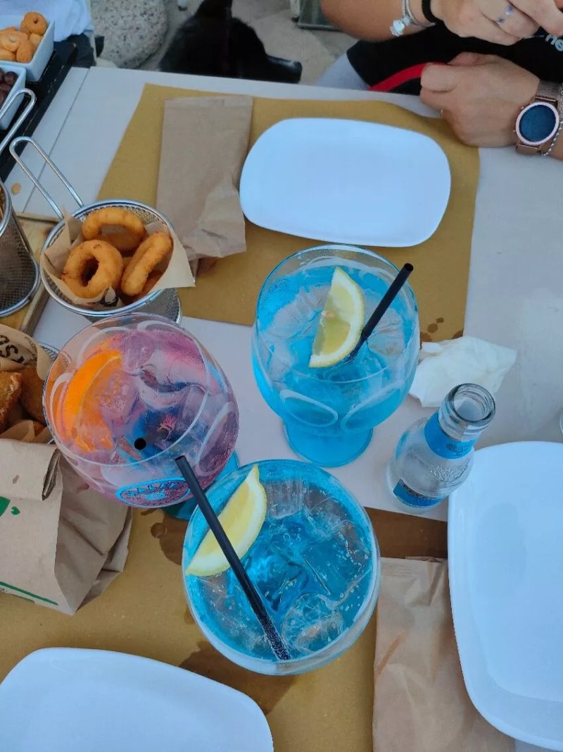 Diverso Cafe’ & Food