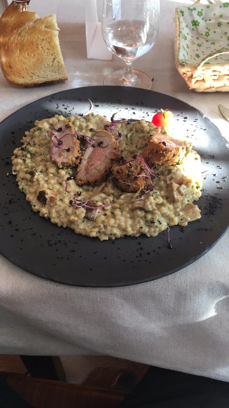 Istvan Hotel & Restaurant