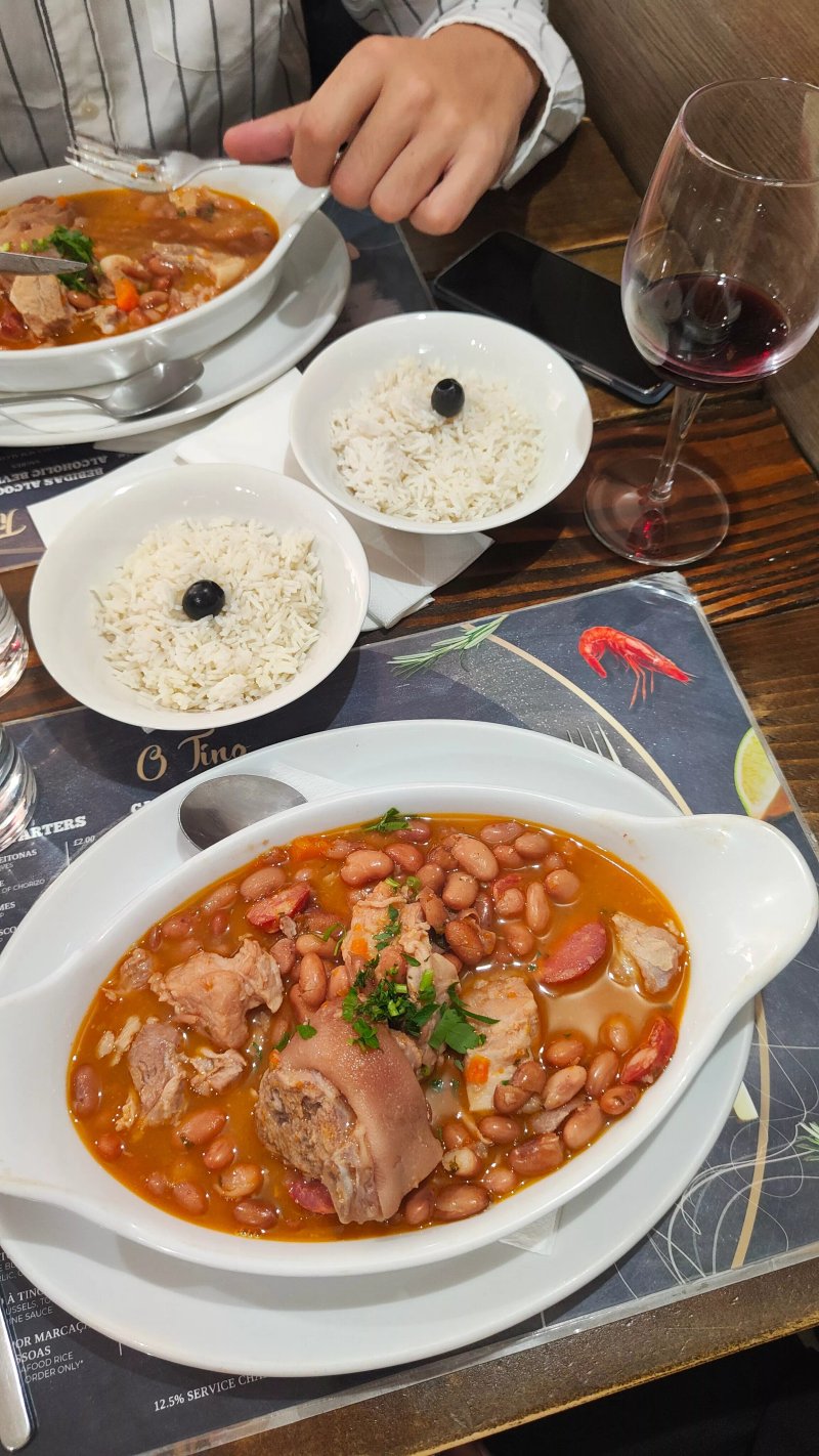 O Tino Restaurant