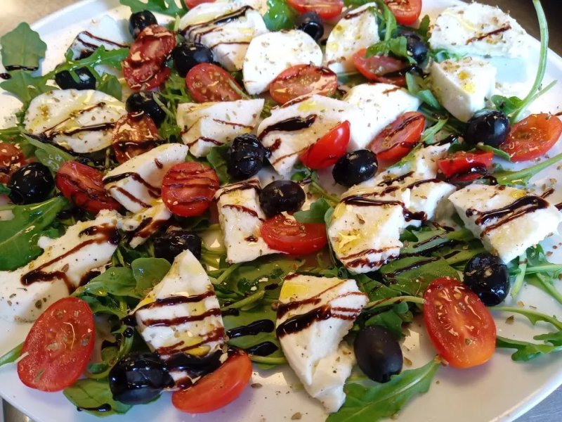 Acro Pizza
