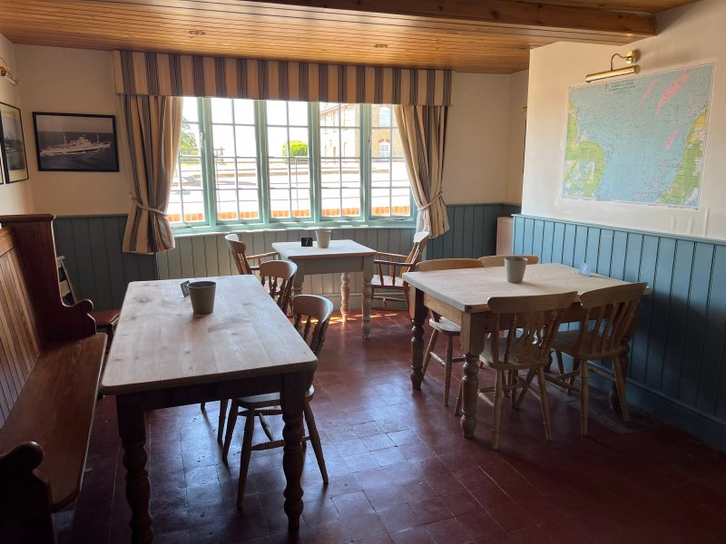 The Ship Inn - Fosdyke Bridge
