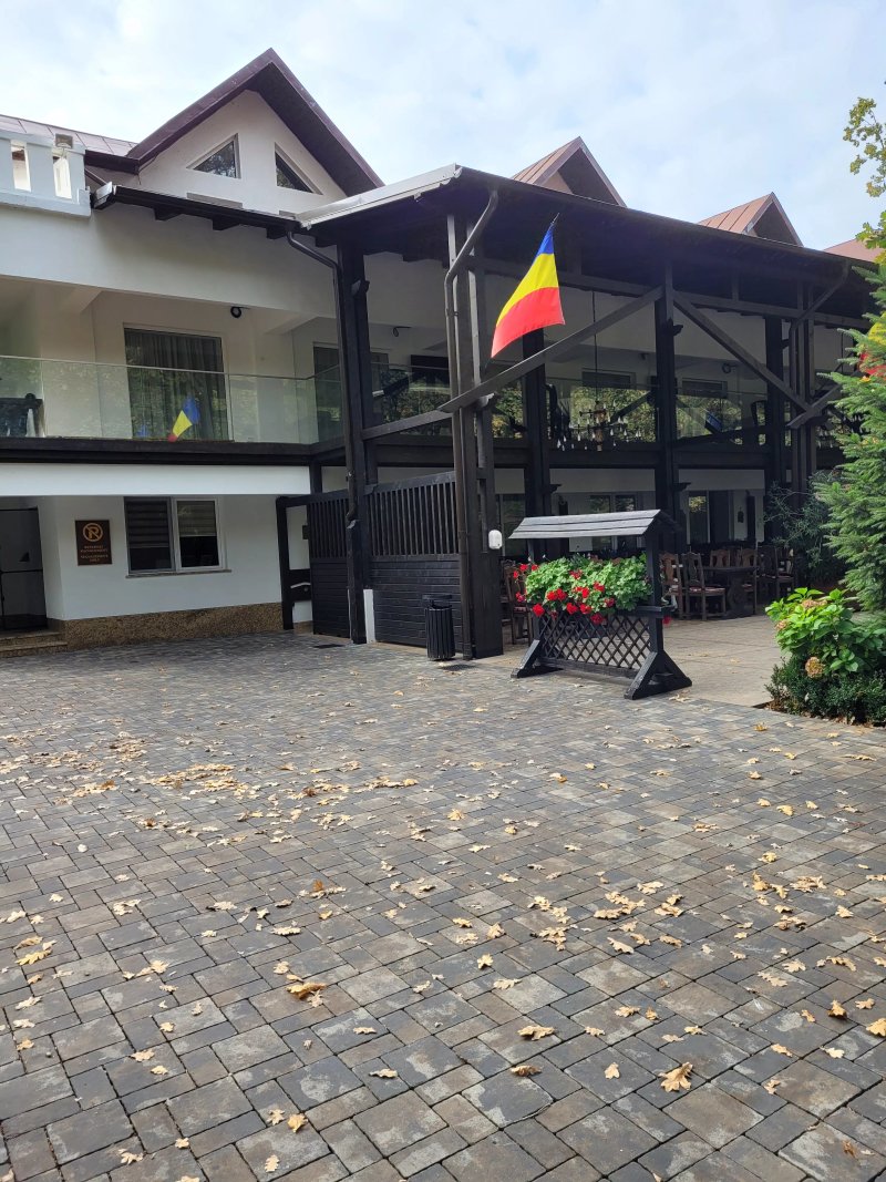Hotel Cornul Vanatorului