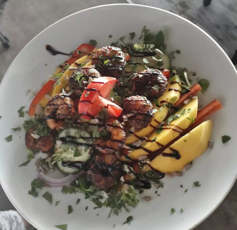 90 miles Bar & Restaurant
