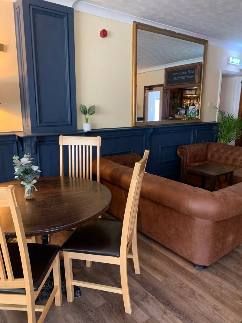 Eyre Court Hotel