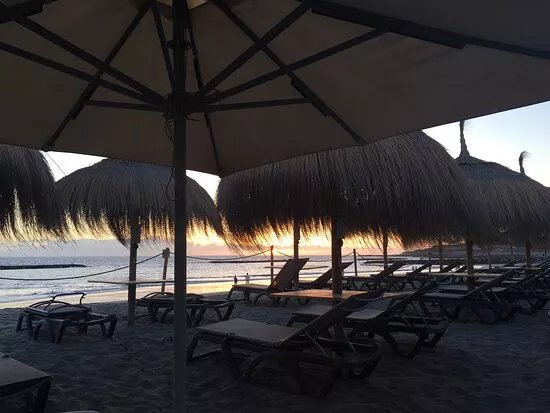 Troviscas Beach Club